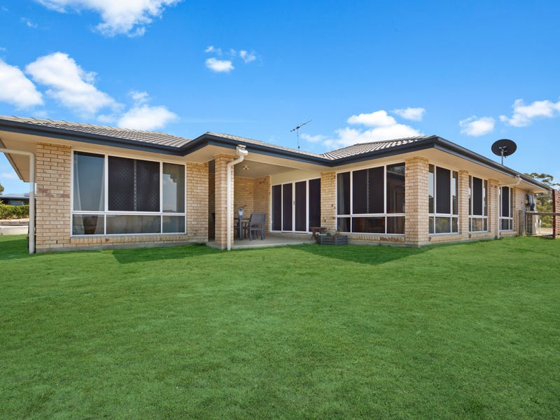 13 Nagle Cres, Hatton Vale, QLD 4341