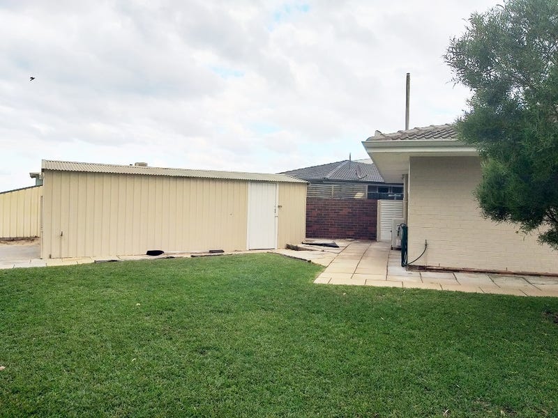 30 Thomas Street, Leeman, WA 6514