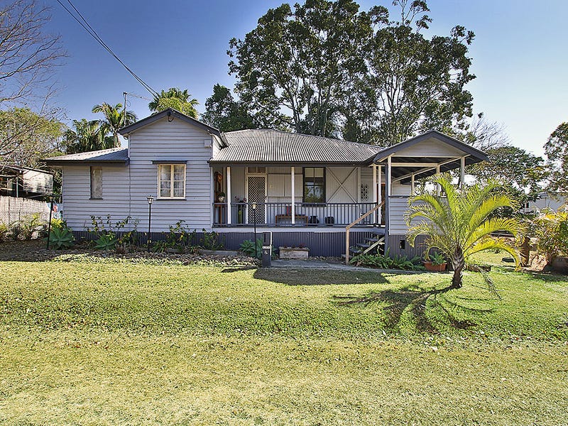 2A Ferguson Street, North Ipswich, QLD 4305