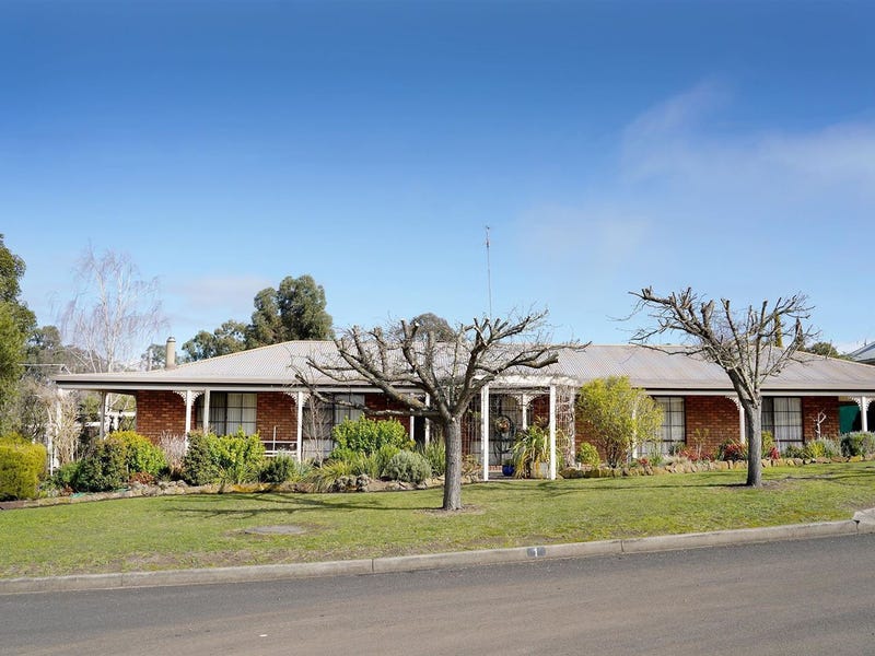 1 Hargreaves Court, Casterton, Vic 3311 Property Details