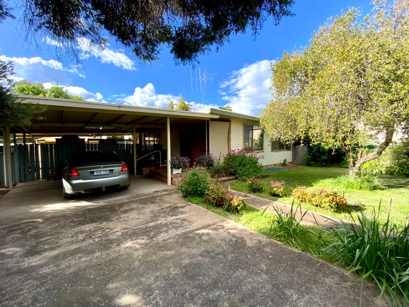 9 Parkes Street, Forbes, NSW 2871 House for Sale