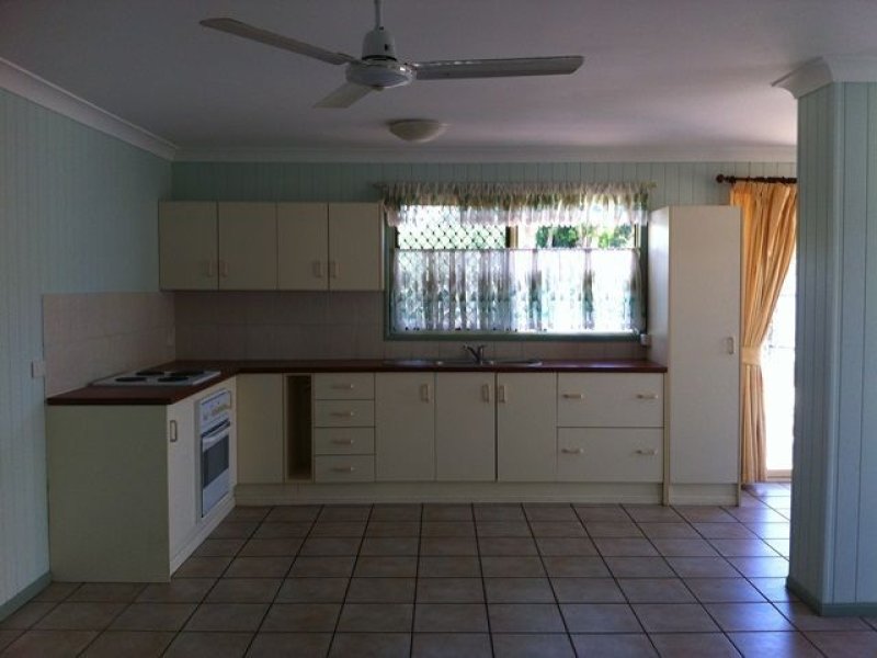 1/25 Hubert Street, South Townsville, QLD 4810