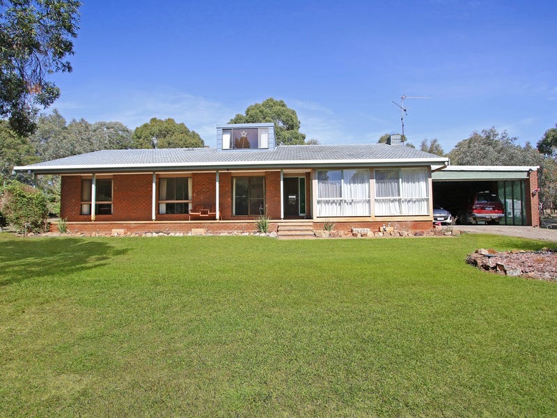 15 Twamley Road, Glenrowan, Vic 3675 Property Details