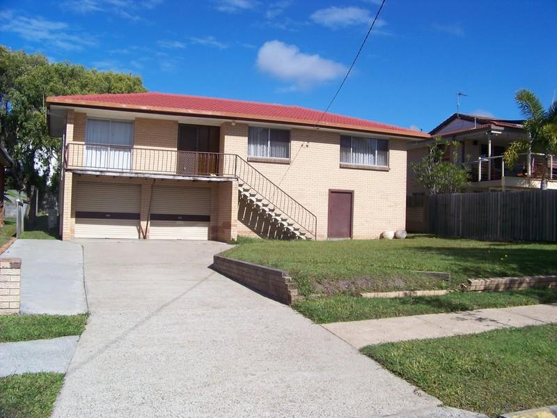 14 Goss Avenue, Labrador, Qld 4215 Property Details