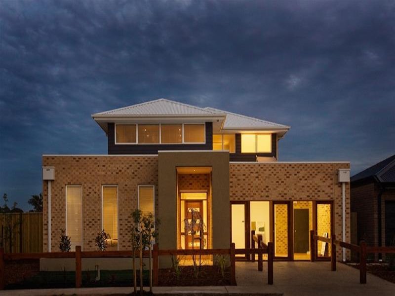 18 (Lot 105) Montrose Drive, Doreen, Vic 3754 Property Details