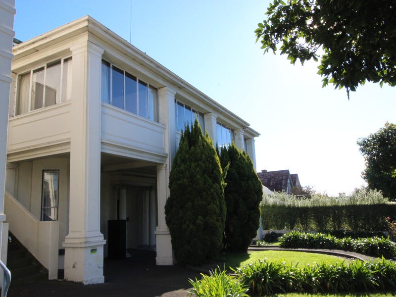 1/272 Latrobe Terrace, Newtown, Vic 3220