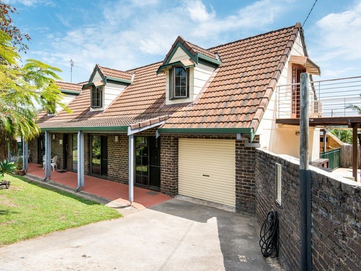 24 Fairway Drive, Tewantin, QLD 4565