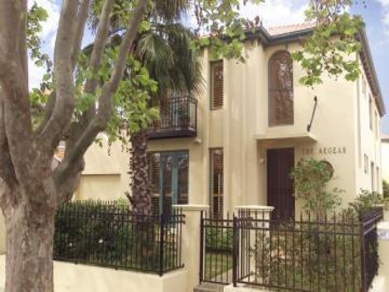 3/122 Mitford Street, Elwood, VIC 3184