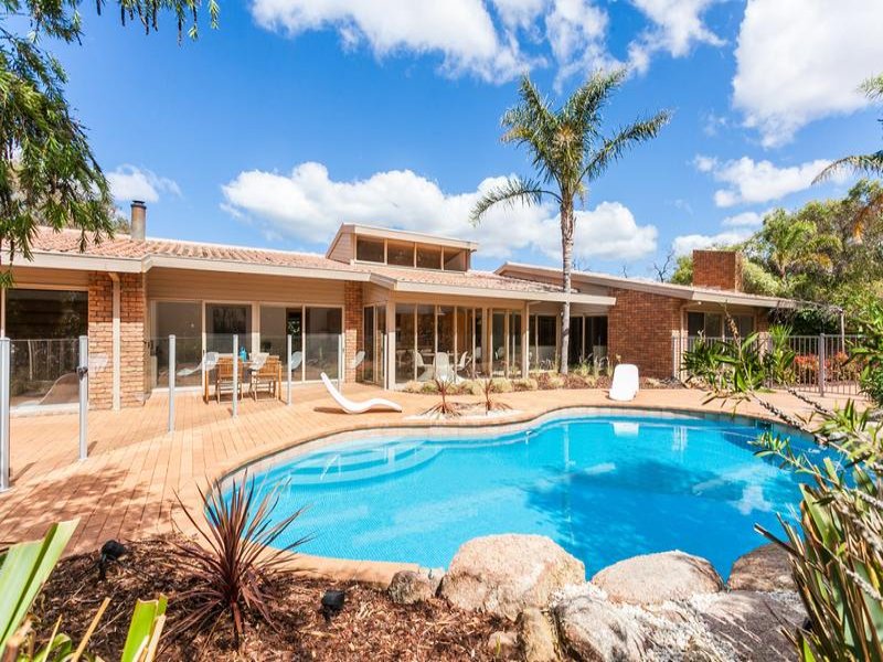 95 Coombes Road, Torquay, Vic 3228 Property Details