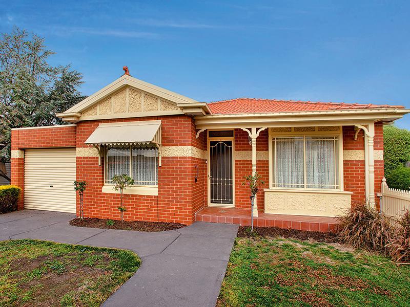 1/9 Lloyd Street, Strathmore, Vic 3041 Property Details