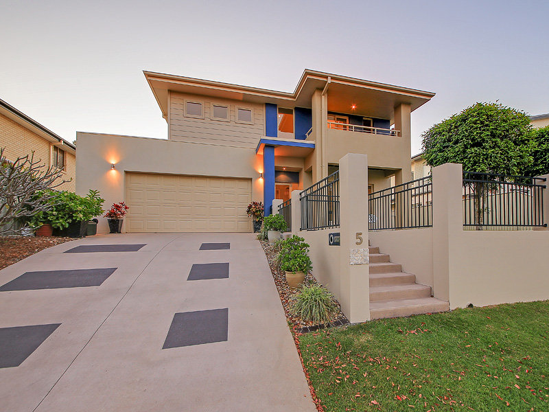 5 Nursery Place, Wakerley, QLD 4154