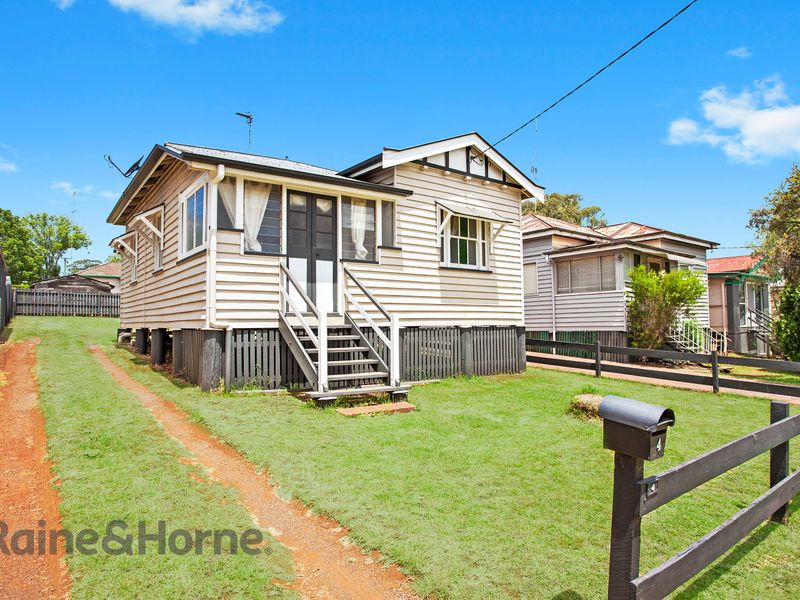 4 Hagan Street, North Toowoomba, QLD 4350