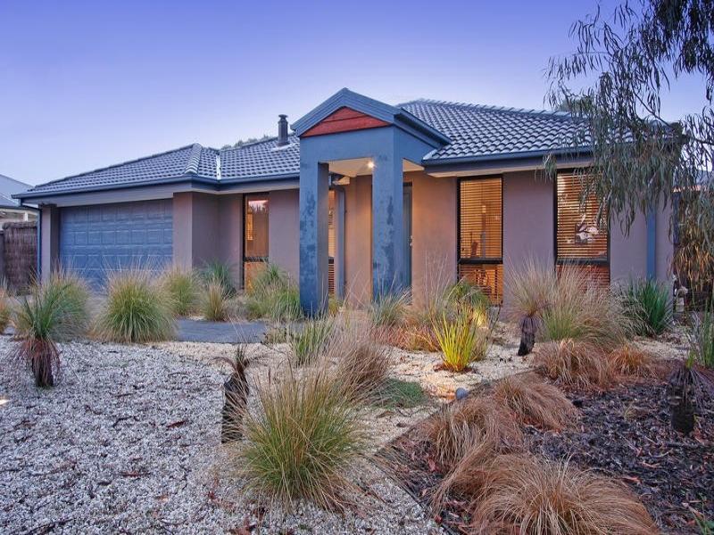 29 Flame Robin Drive, Langwarrin, Vic 3910 Property Details