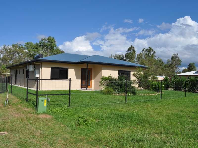32 Godwin Drive, Mareeba, Qld 4880 Property Details