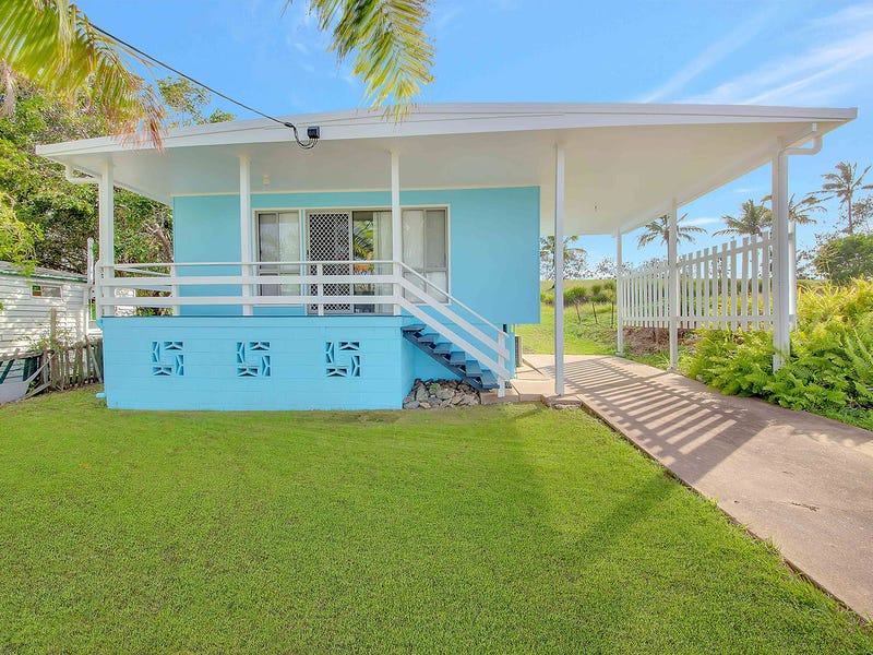 15 Emu Street, Emu Park, QLD 4710