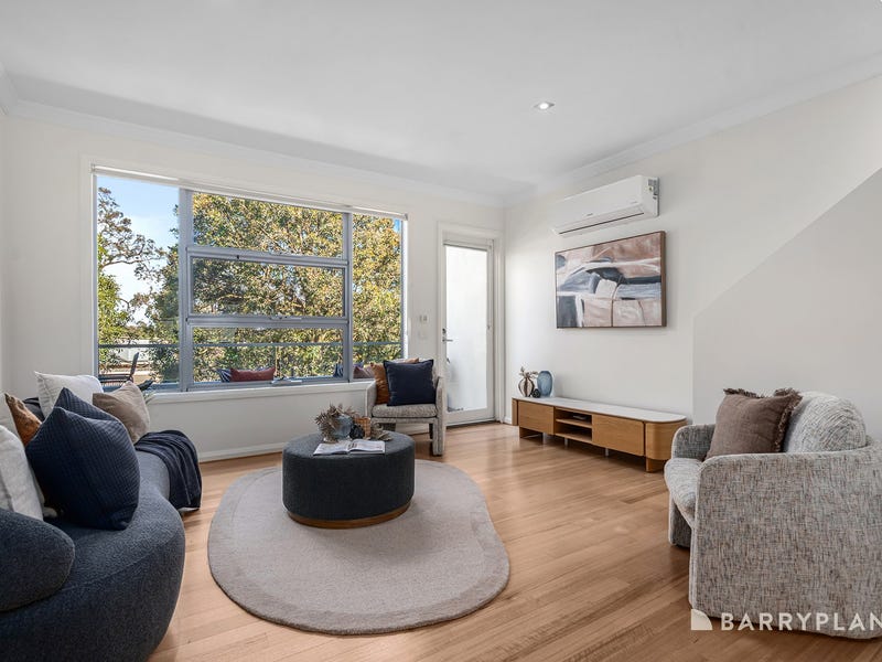 Tri Level Waterfall 6/1 Rosella Avenue, Boronia, Vic 3155 - Townhouse for Sale - realestate ...