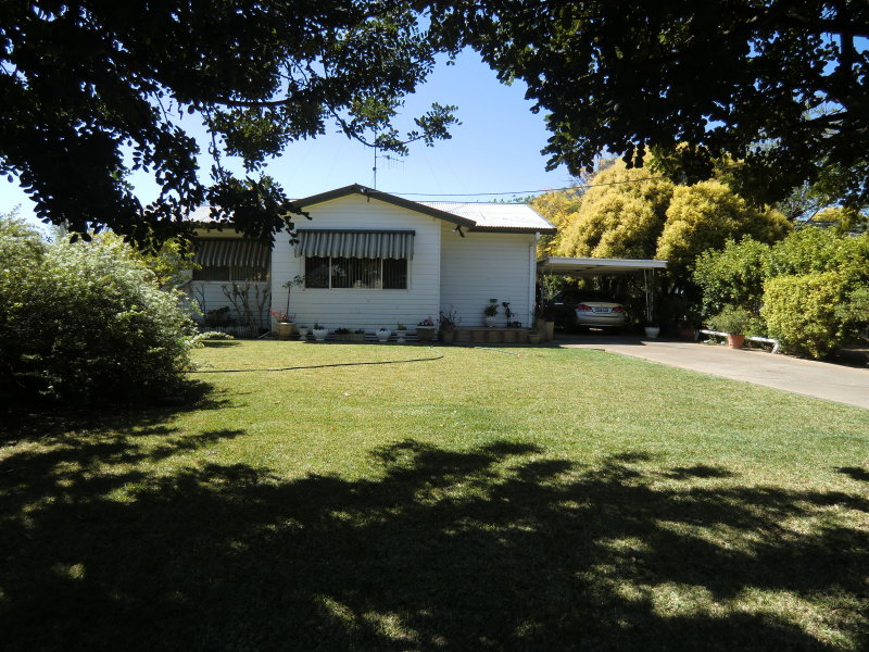 19 Broad Street, Coonamble, NSW 2829