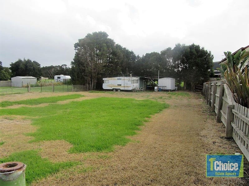 12 Whiting Street, Pioneer Bay, VIC 3984