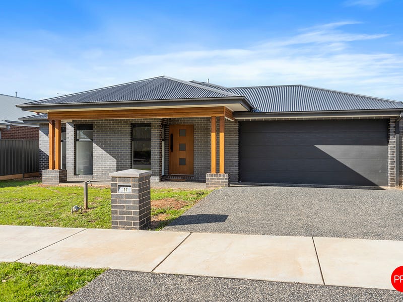 37 Pembroke Drive, Marong, Vic 3515 House for Sale