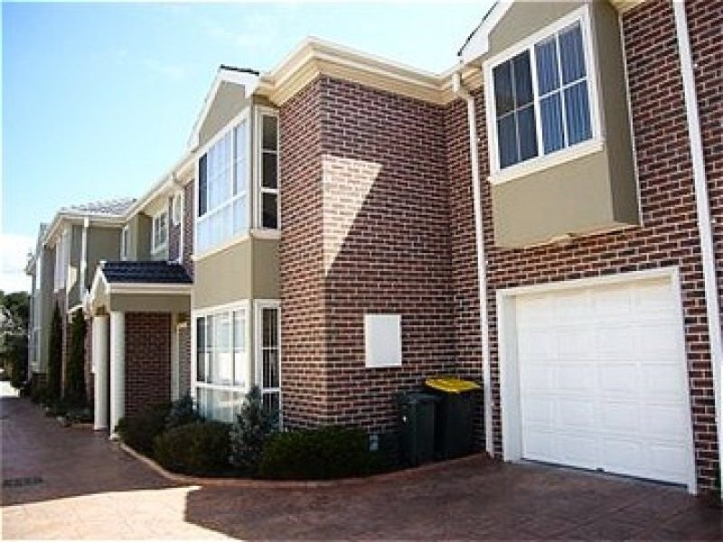 2/34 Bent Street, Altona, Vic 3018 Property Details