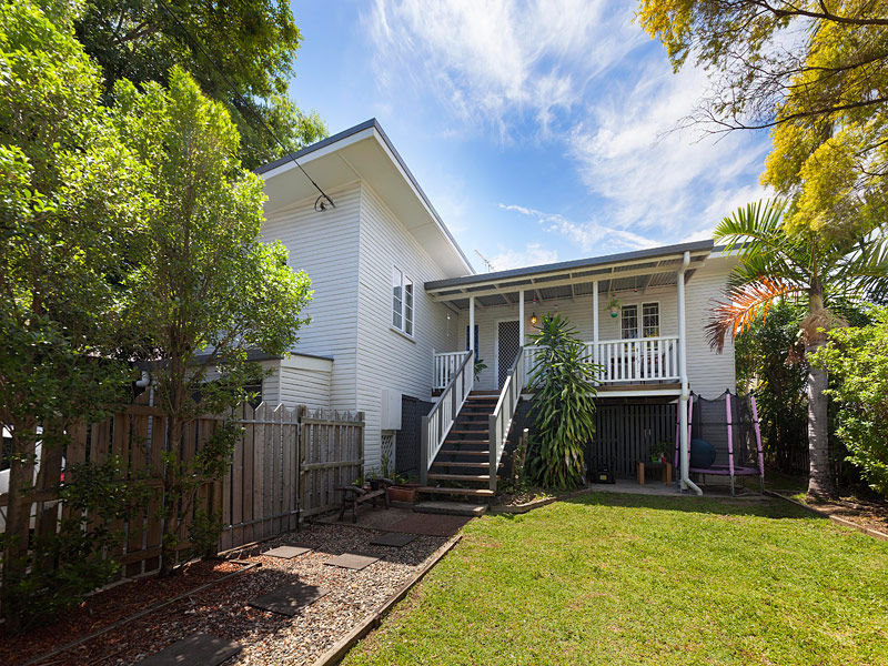48 Birdwood Road, Holland Park West, QLD 4121