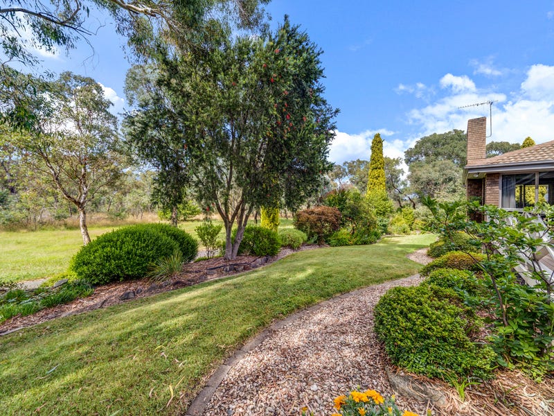 13 Fitzherbert Place, Bruce, ACT 2617 Property Details