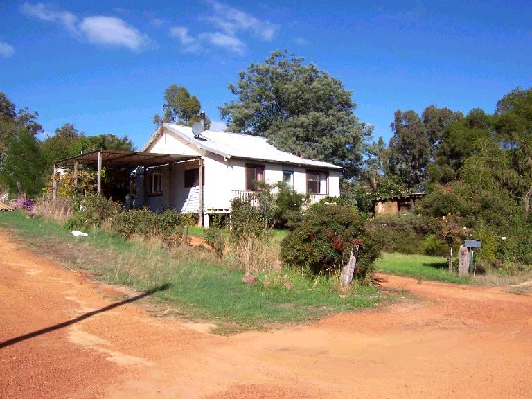 23 Crossman Road, Boddington, WA 6390 Property Details
