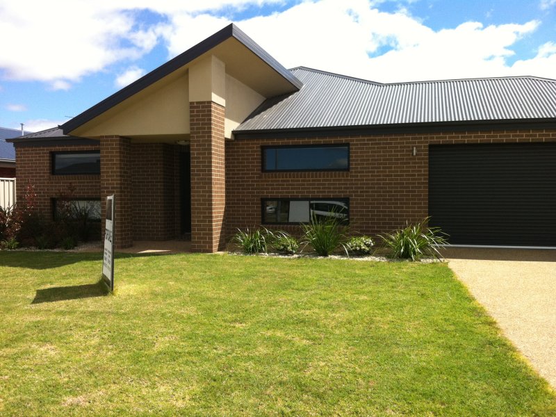 137 Zorro Drive, Yarrawonga, Vic 3730 Property Details