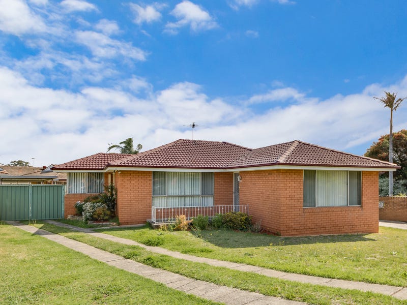 8 Rigo Place, Glenfield, NSW 2167 Property Details
