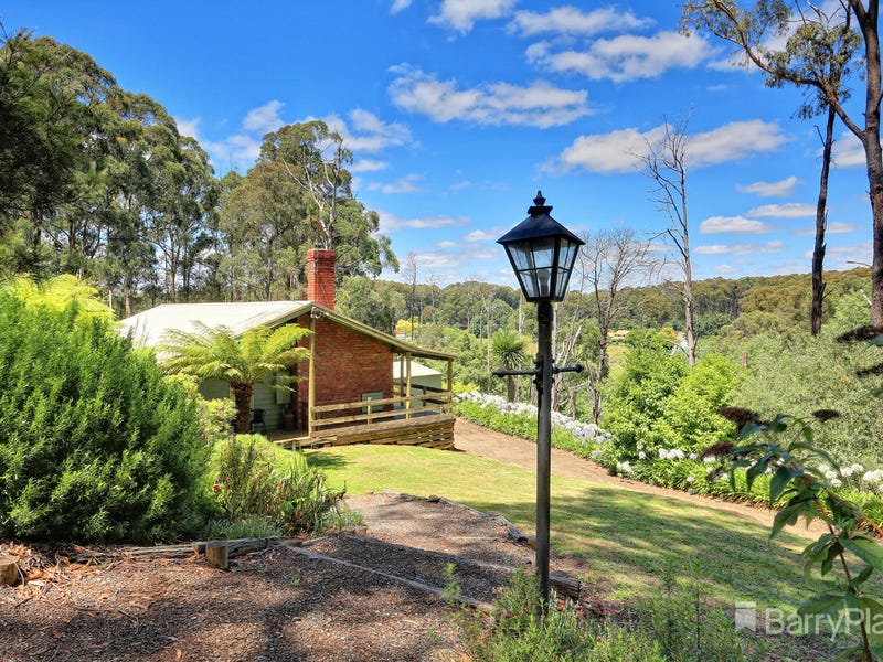 27 Neville Road, Gembrook, Vic 3783