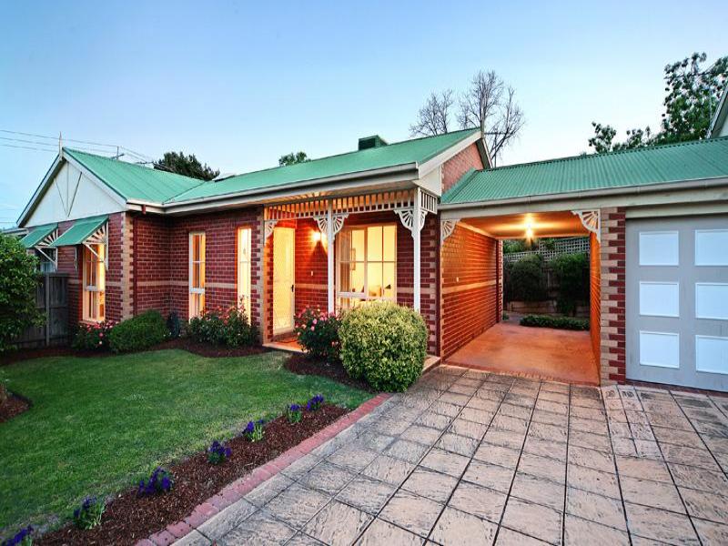 2/63 Wheatley Road, McKinnon, Vic 3204 Property Details