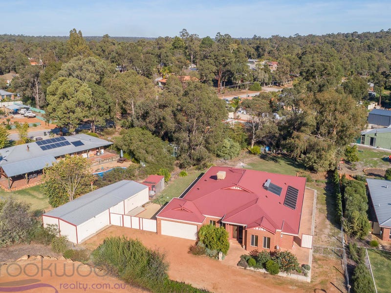 32 Tobin Street Mount Helena Wa 6082 Realestate Com Au