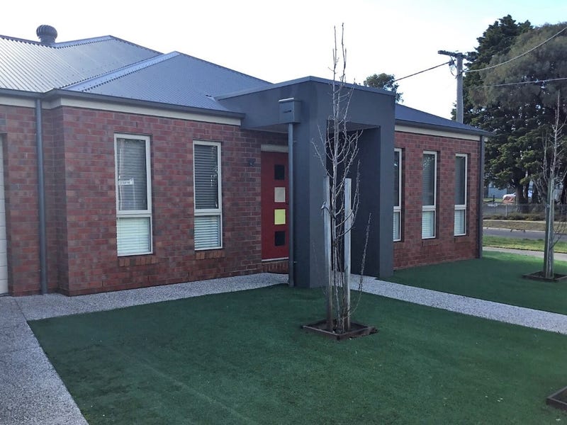 1 Mcneill Avenue, East Geelong, VIC 3219