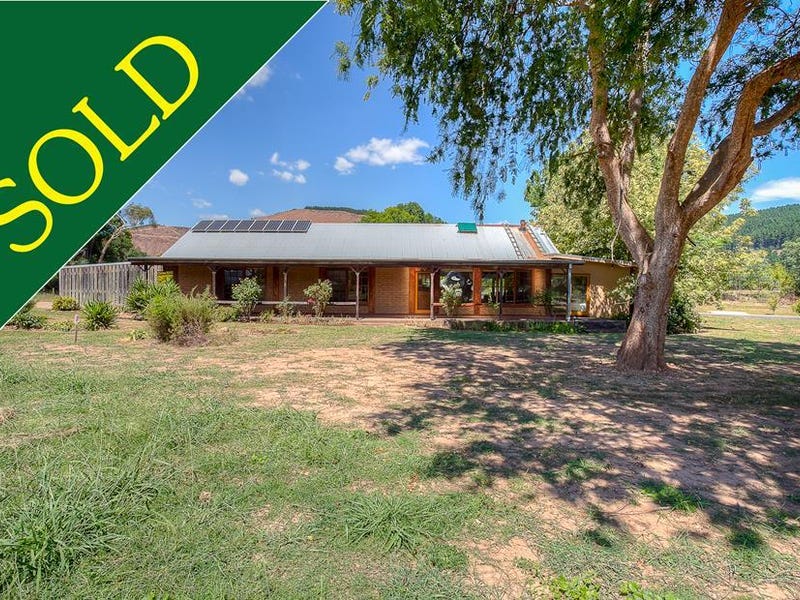 3 Tewksbury Court Porepunkah Vic 3740 Property Details