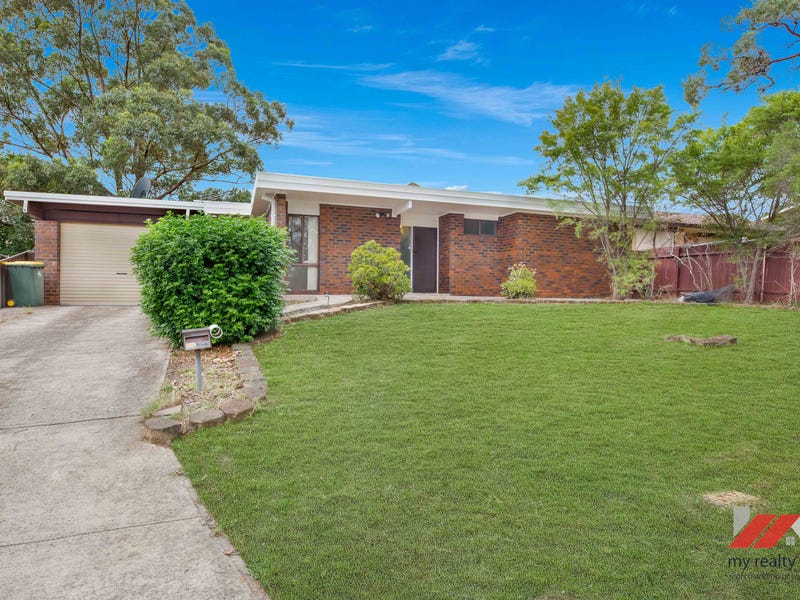 4 Kiriwina Place, Glenfield, NSW 2167 Property Details