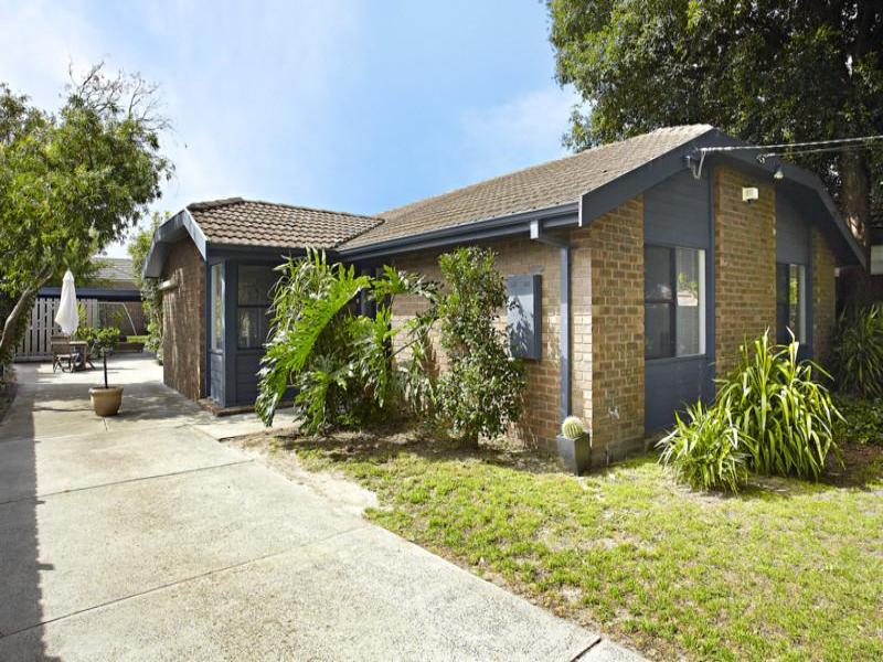 39 Devon Street, Cheltenham, Vic 3192 Property Details