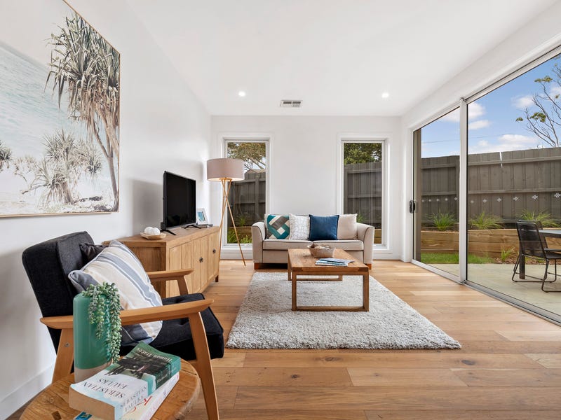 1 Van Ness Avenue, Mornington, VIC 3931