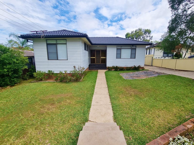 4 Hargrave Road, Lalor Park, NSW 2147