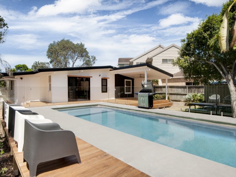 33 North Avoca Parade, North Avoca, NSW 2260