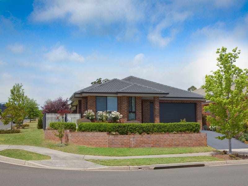 9 Langley Avenue, Renwick, NSW 2575