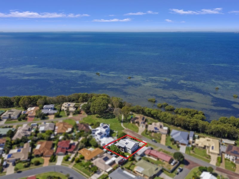Houses for Sale in Sandstone Point, QLD 4511