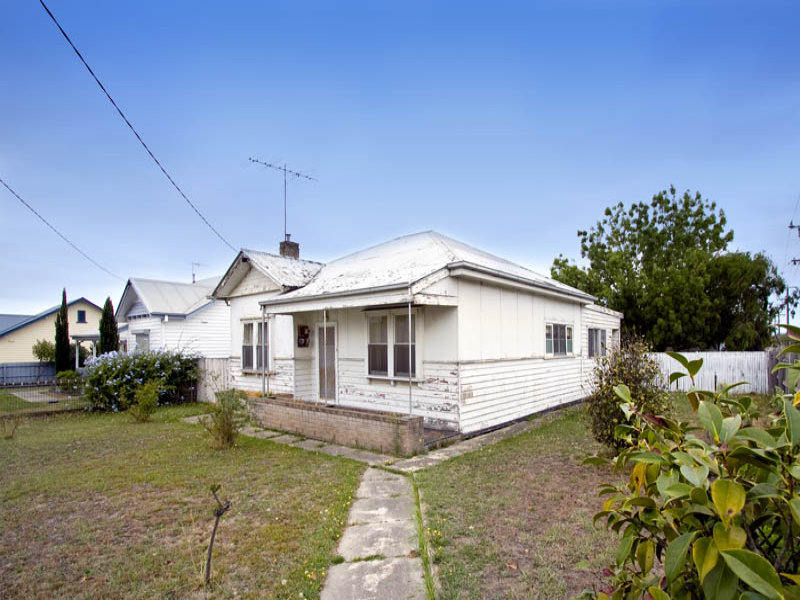 10 Latrobe Road, Morwell, VIC 3840