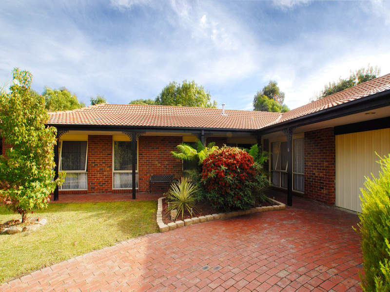 6 Hornsby Drive, Langwarrin, Vic 3910 Property Details