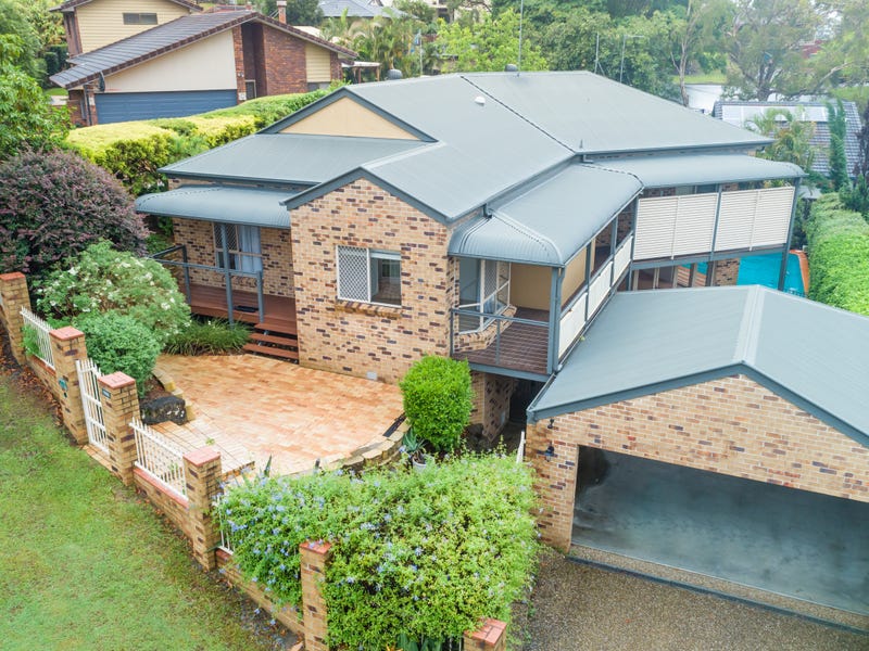 35 Evans Drive, Benowa, QLD 4217