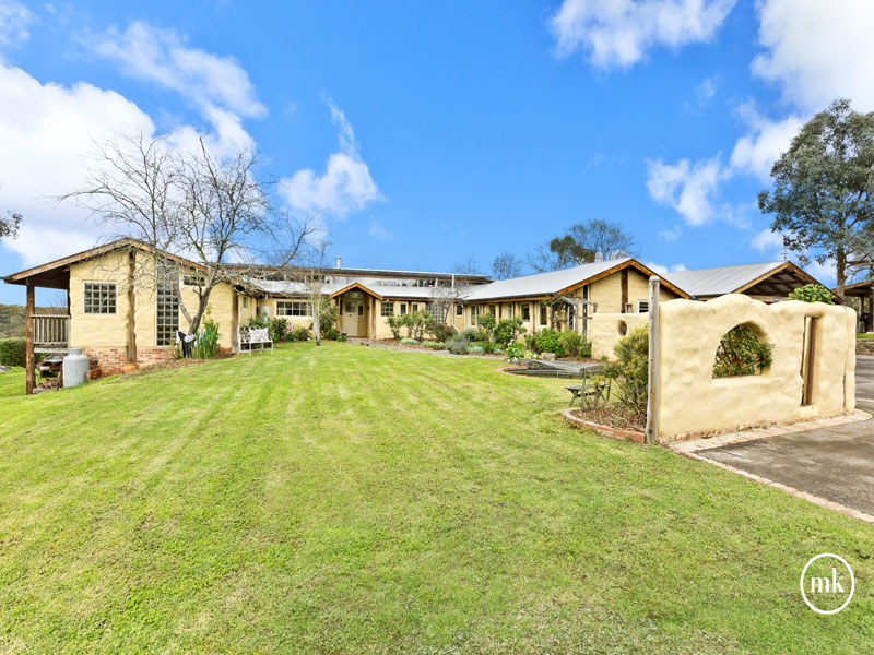 100 Bakehouse Road, Panton Hill, VIC 3759