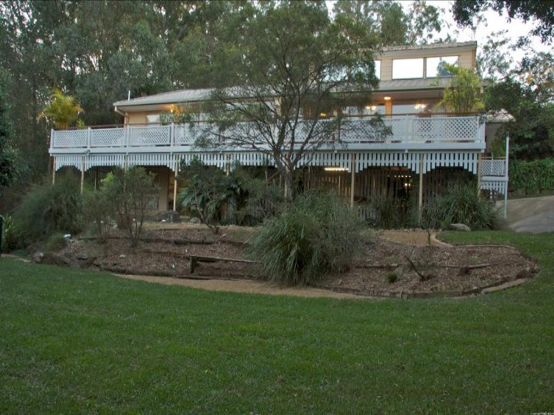 18 Mirbelia Street, Kenmore Hills, QLD 4069