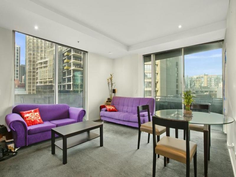711/620 Collins Street, Melbourne, Vic 3000 Property Details