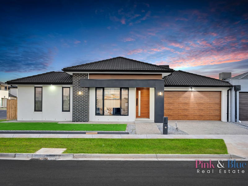 1 Coopworth Way, Rockbank, Vic 3335 House for Sale