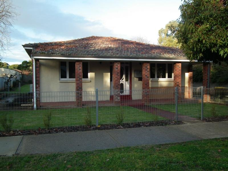 10 Chatham Road, Woodbridge, WA 6056 Property Details