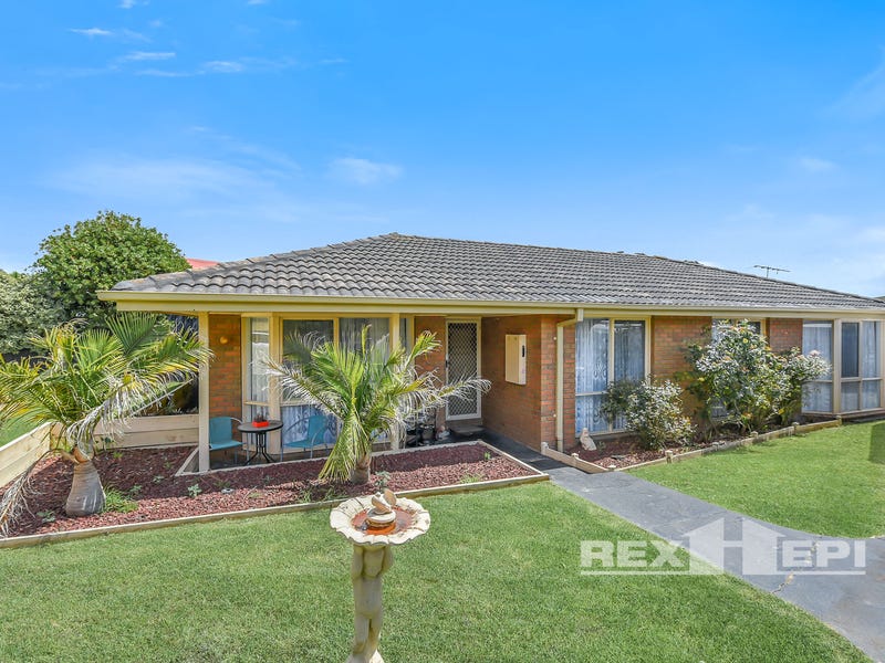59 Willow Drive, Hampton Park, VIC 3976